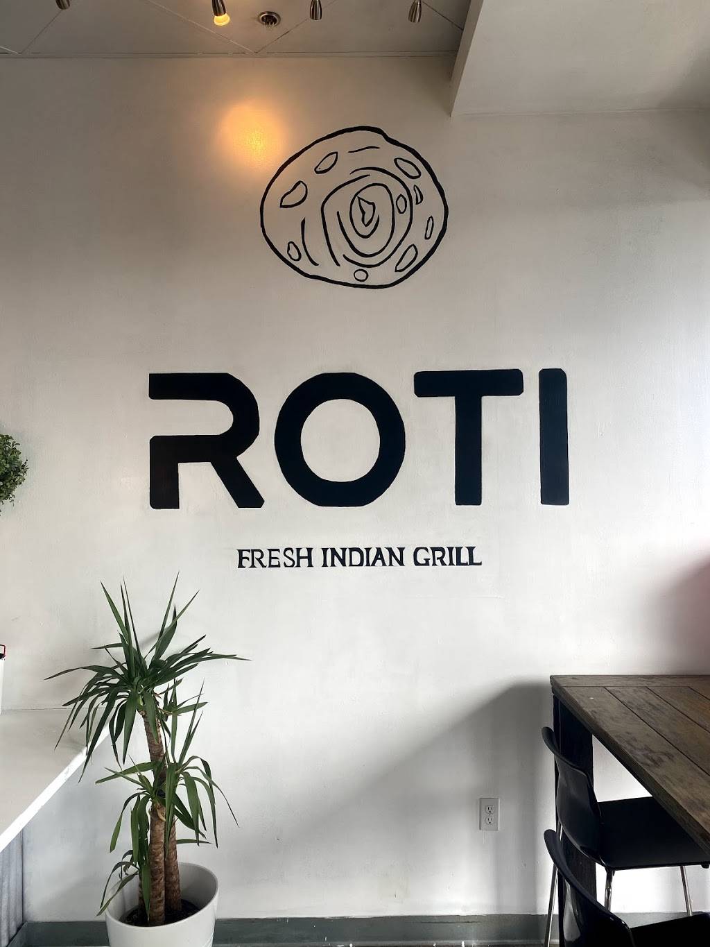 Roti Fresh Indian Grill | restaurant | 1042 N Mountain Ave #1a, Upland, CA 91786, USA | 9095790021 OR +1 909-579-0021