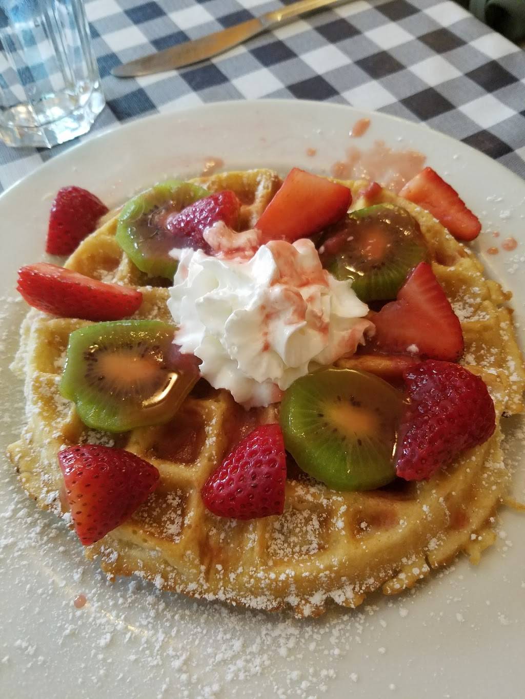 Cock & Bowl | restaurant | 302 Poplar Alley, Occoquan, VA 22125, USA | 7034941180 OR +1 703-494-1180