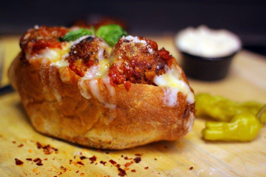 Perrys Pizza | meal takeaway | 21411 Brookhurst St, Huntington Beach, CA 92646, USA | 7145932800 OR +1 714-593-2800