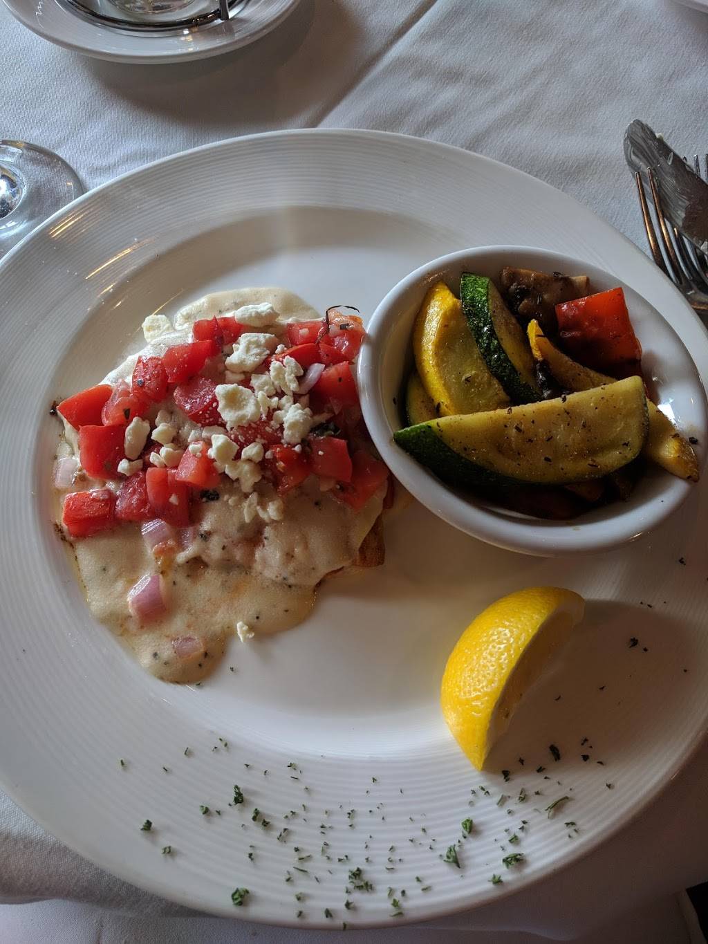 Willow Tree | restaurant | 633 Court St, West Branch, MI 48661, USA | 9893450660 OR +1 989-345-0660