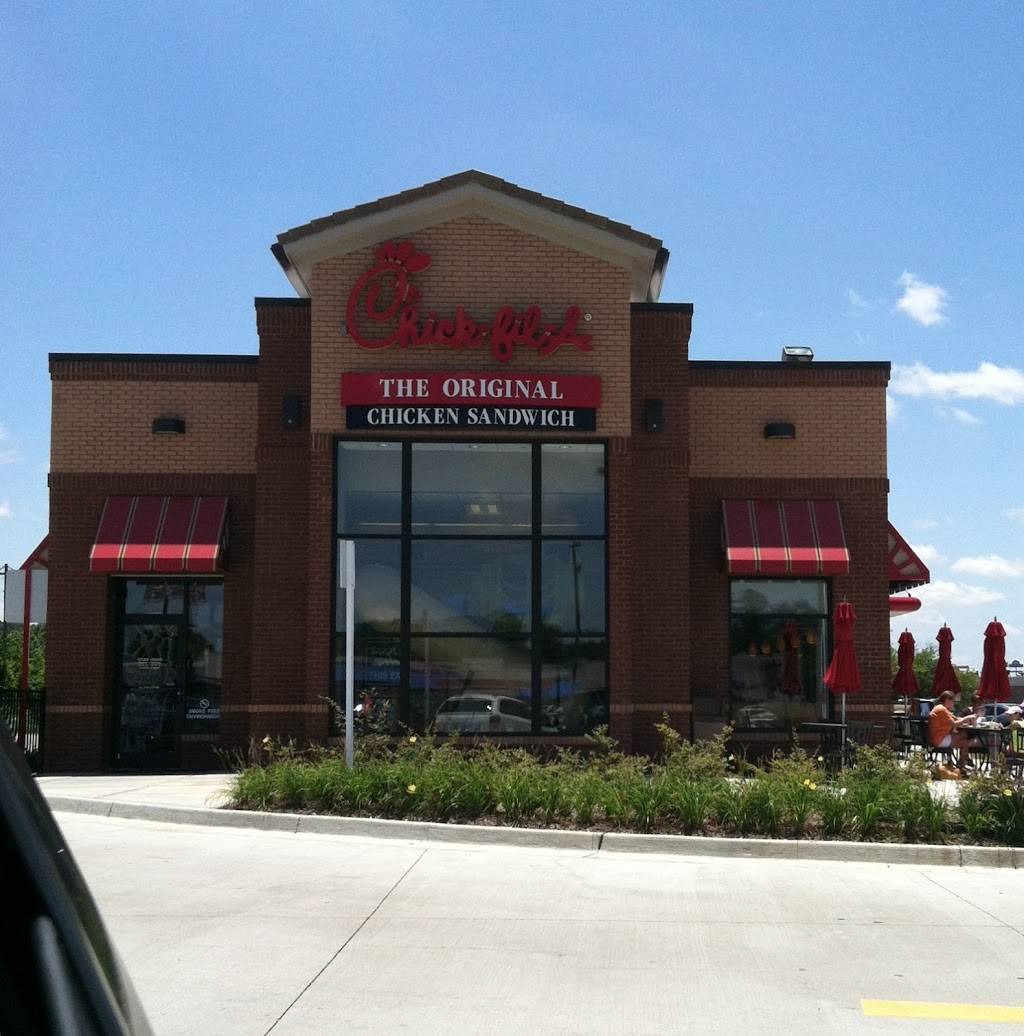 Chick-fil-A | restaurant | 528 18th Ave N, Columbus, MS 39705, USA | 6623295979 OR +1 662-329-5979