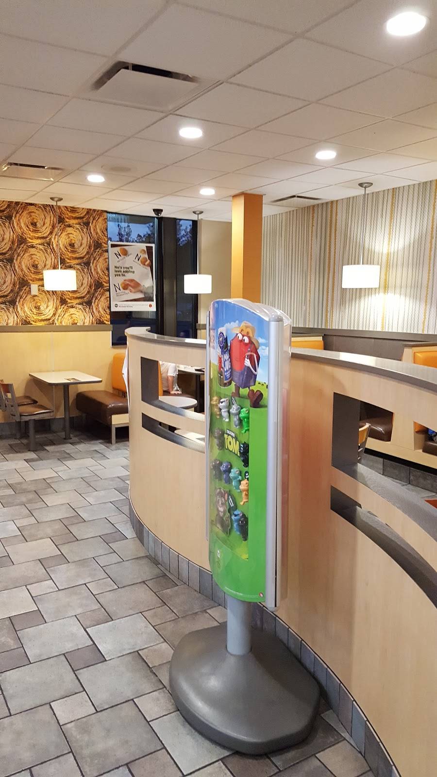 McDonalds | cafe | 801 E Main St, Danville, IN 46122, USA | 3177454440 OR +1 317-745-4440