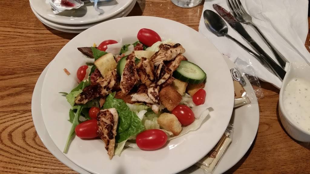 Cracker Barrel Old Country Store | restaurant | 14765 North Fwy, Houston, TX 77090, USA | 2818720809 OR +1 281-872-0809