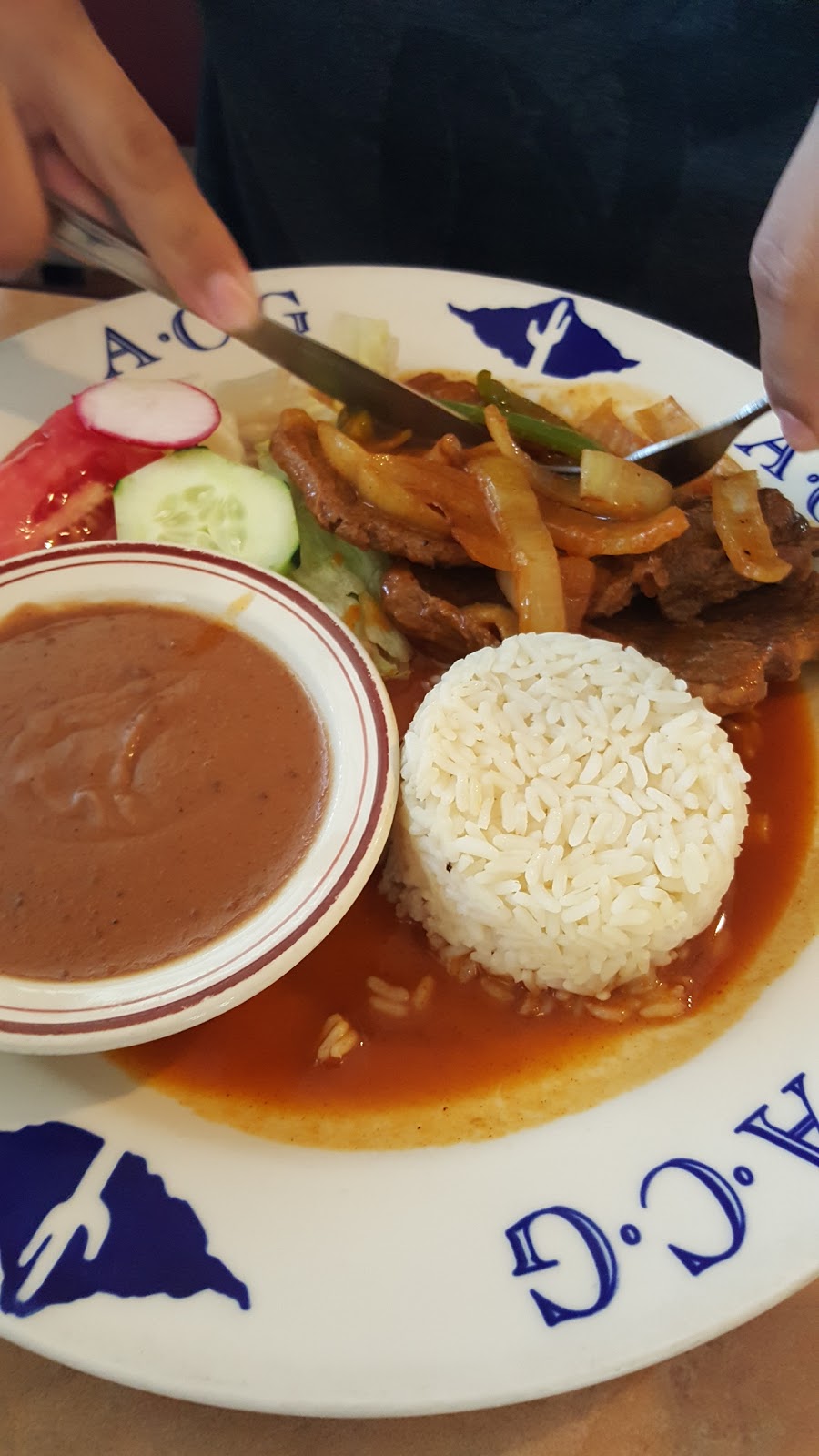 Elianas Restaurant | restaurant | 1627 N 24th St, Phoenix, AZ 85008, USA | 6022252925 OR +1 602-225-2925