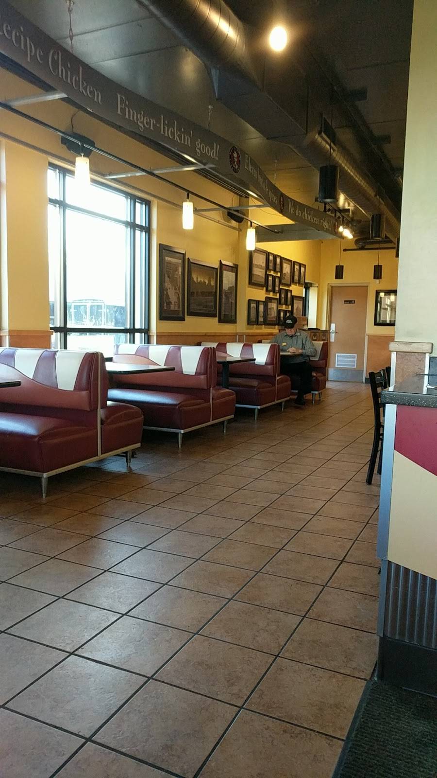 KFC | restaurant | 3927 Center Point Rd NE, Cedar Rapids, IA 52402, USA | 3193932123 OR +1 319-393-2123