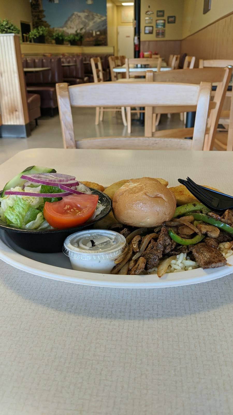 Everest Grill | restaurant | 122 S NC 16 BUSINESS HIGHWAY, Denver, NC 28037, USA | 7048220404 OR +1 704-822-0404