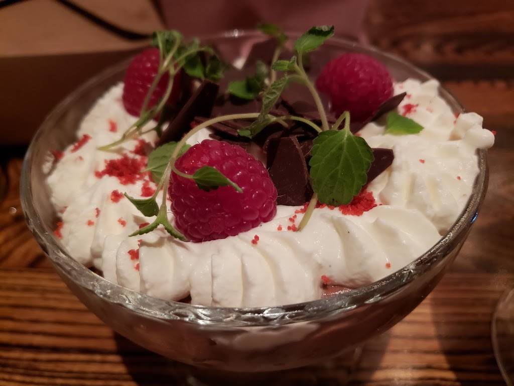 International Smoke | restaurant | 301 Mission St, San Francisco, CA 94105, USA | 4155437474 OR +1 415-543-7474