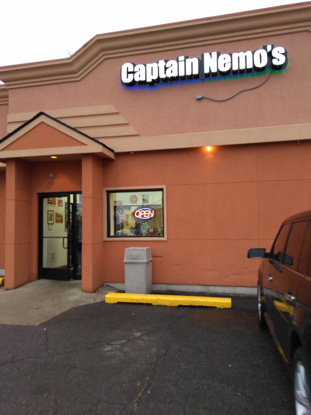 Capt. Nemos | restaurant | 4422 S Wayne Rd, Wayne, MI 48184, USA | 7343313945 OR +1 734-331-3945