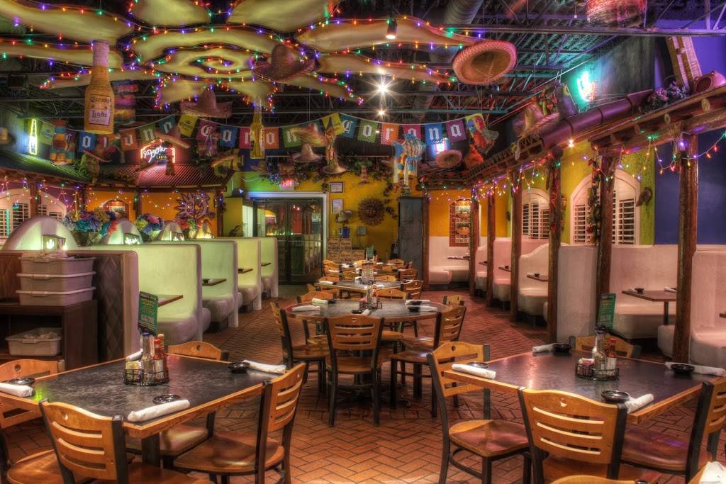 Iguana Mia of Bonita Springs | restaurant | 28051 S Tamiami Trail, Bonita Springs, FL 34134, USA | 2399492001 OR +1 239-949-2001