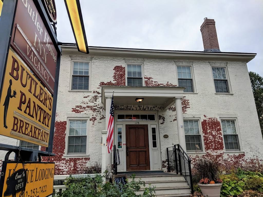 Butlers Pantry | restaurant | 128 Main St A, Stowe, VT 05672, USA | 8022532955 OR +1 802-253-2955