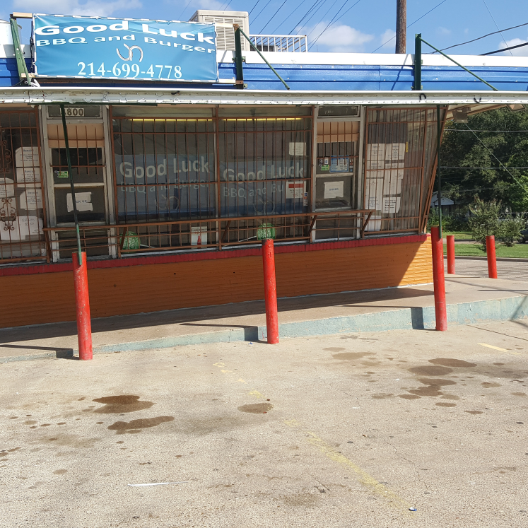 Good Luck BBQ and Burgers | restaurant | 4800 Dolphin Rd, Dallas, TX 75223, USA | 2148262727 OR +1 214-826-2727