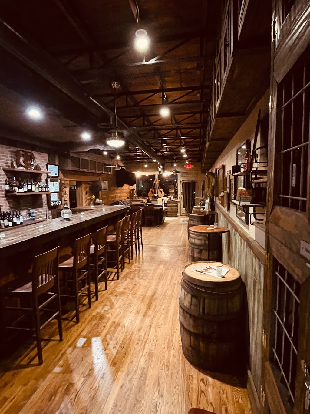 The Brand Room | restaurant | 212 W Exchange Ave, Fort Worth, TX 76164, USA | 8177069628 OR +1 817-706-9628