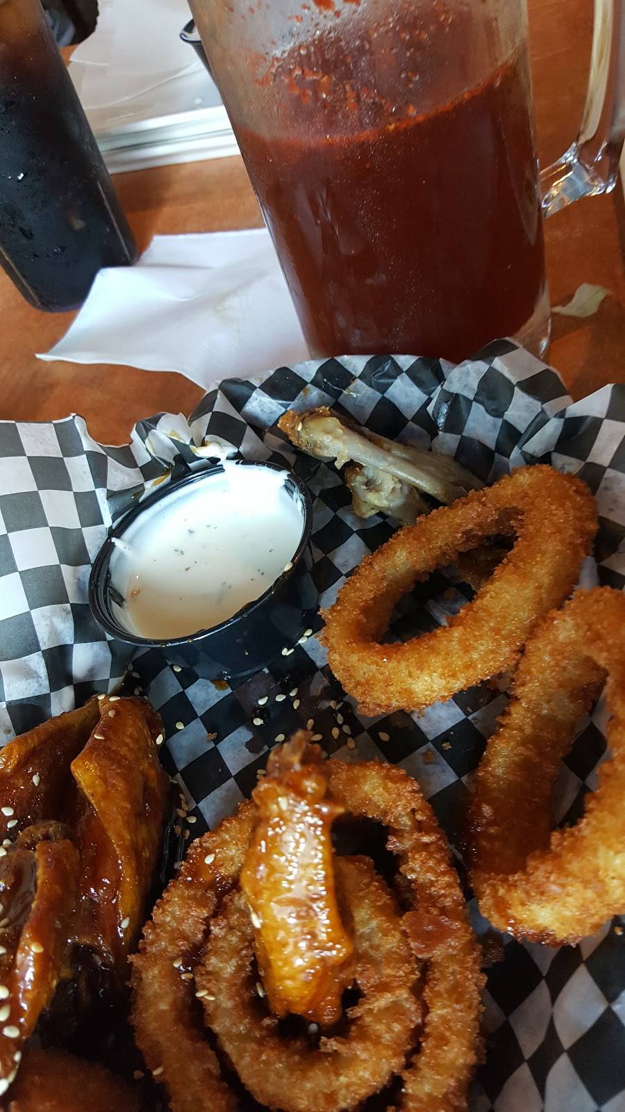 Wing House | restaurant | 4336 Tweedy Blvd, South Gate, CA 90280, USA | 3235649464 OR +1 323-564-9464