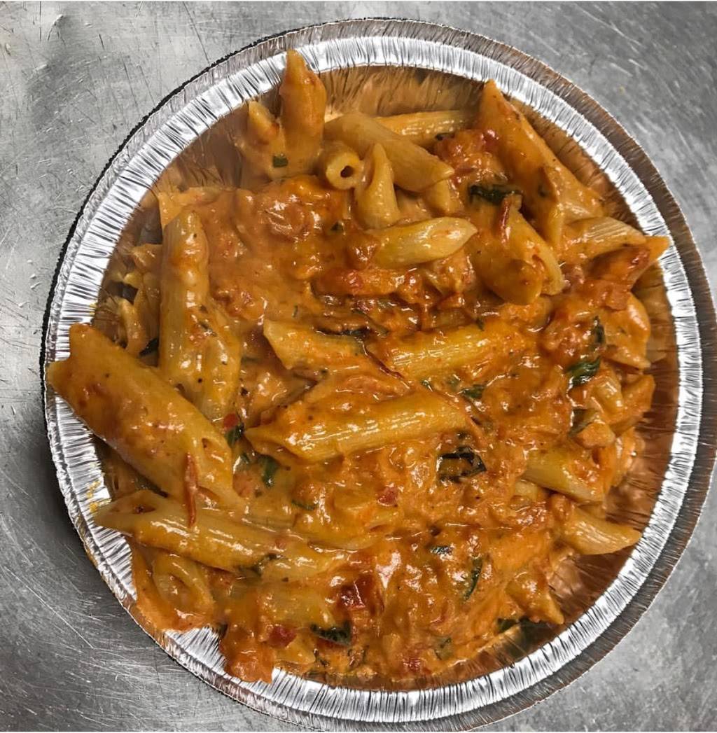 Steves Pizza Express | meal delivery | 20216 Old Cutler Rd, Miami, FL 33189, USA | 3052529054 OR +1 305-252-9054