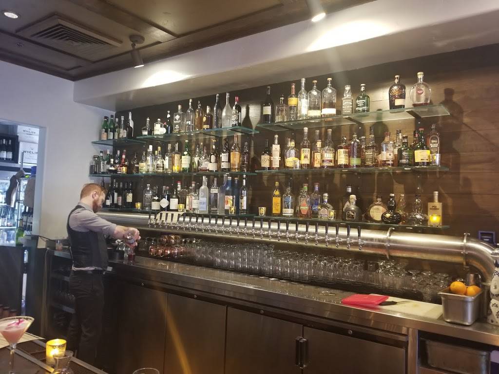 Brü Grill & Market | restaurant | 23730 El Toro Rd, Lake Forest, CA 92630, USA | 9493055757 OR +1 949-305-5757