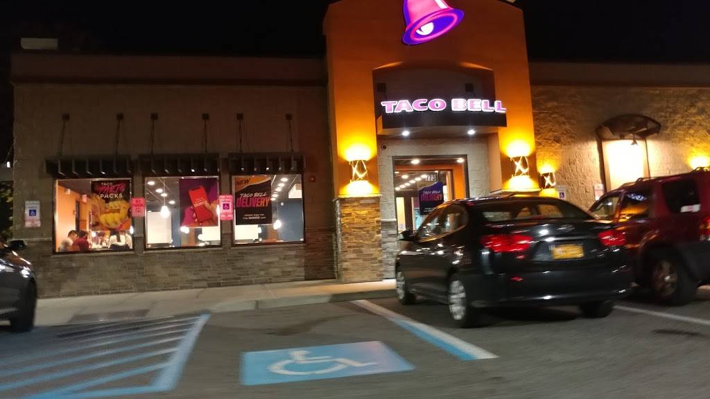 Taco Bell | meal takeaway | 773 Smithtown Bypass, Smithtown, NY 11787, USA | 6317248463 OR +1 631-724-8463