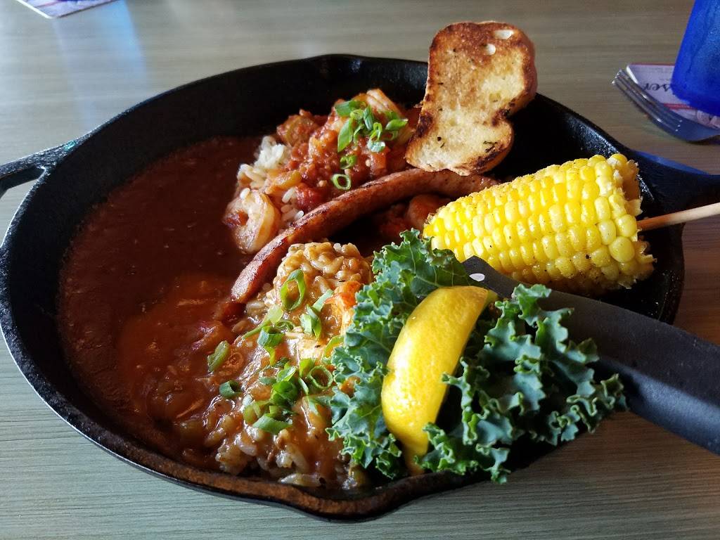 Razzoos | restaurant | 1414 Market Pl Blvd, Irving, TX 75063, USA | 9723739400 OR +1 972-373-9400