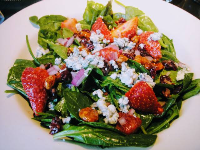 The Keg Steakhouse + Bar - Yonge & Eglinton | restaurant | 2201 Yonge St, Toronto, ON M4S 2B2, Canada | 4164844646 OR +1 416-484-4646