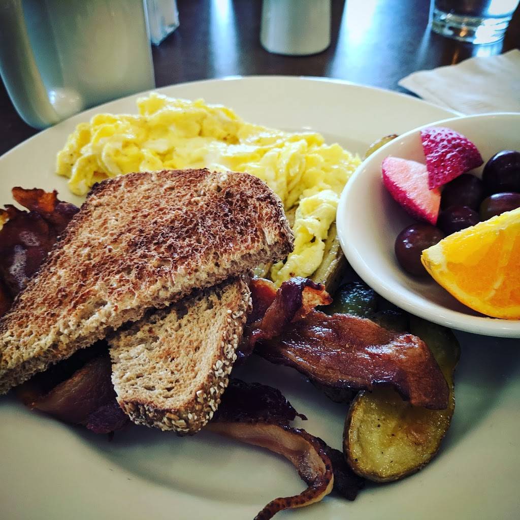 Marketplace Cafe | restaurant | 1200 Broadway Plaza, Walnut Creek, CA 94596, USA | 9259755614 OR +1 925-975-5614