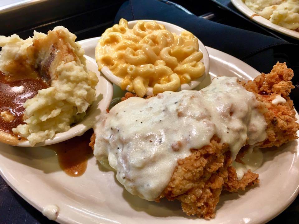 Lubys | restaurant | 6301 Northwest Loop 410, San Antonio, TX 78238, USA | 2105218696 OR +1 210-521-8696