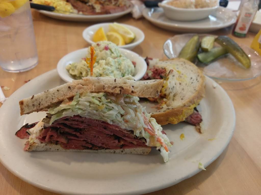 Country Deli | meal takeaway | 9901 Topanga Canyon Blvd, Chatsworth, CA 91311, USA | 8187095612 OR +1 818-709-5612