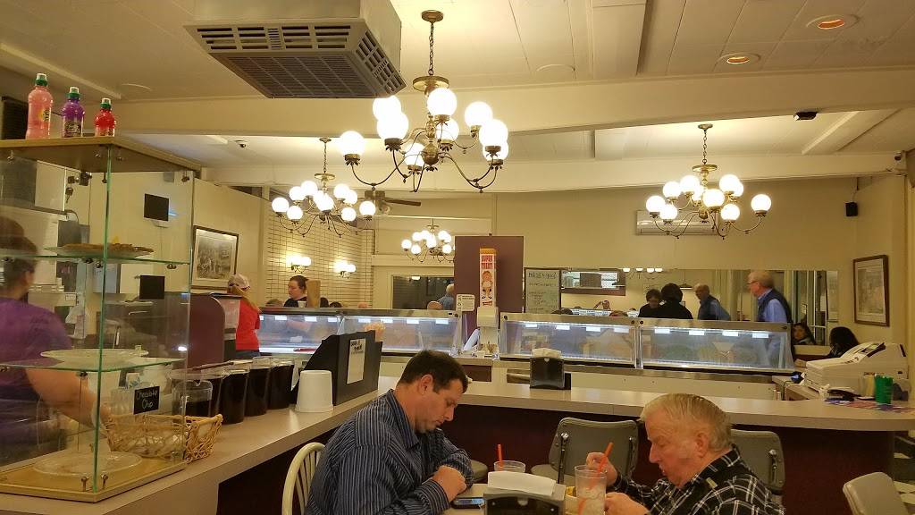 Mayberrys Restaurant | restaurant | 698 S Scales St, Reidsville, NC 27320, USA | 3363423277 OR +1 336-342-3277