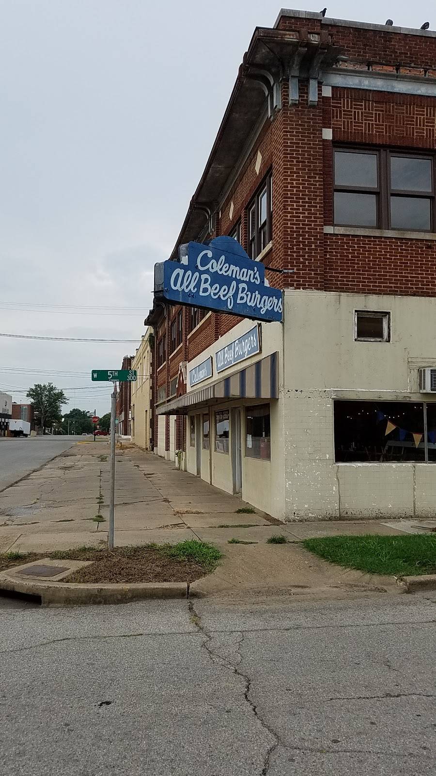 Colemans All Beef Burgers | restaurant | 7329, 118 N Seminole Ave, Okmulgee, OK 74447, USA | 9187560560 OR +1 918-756-0560