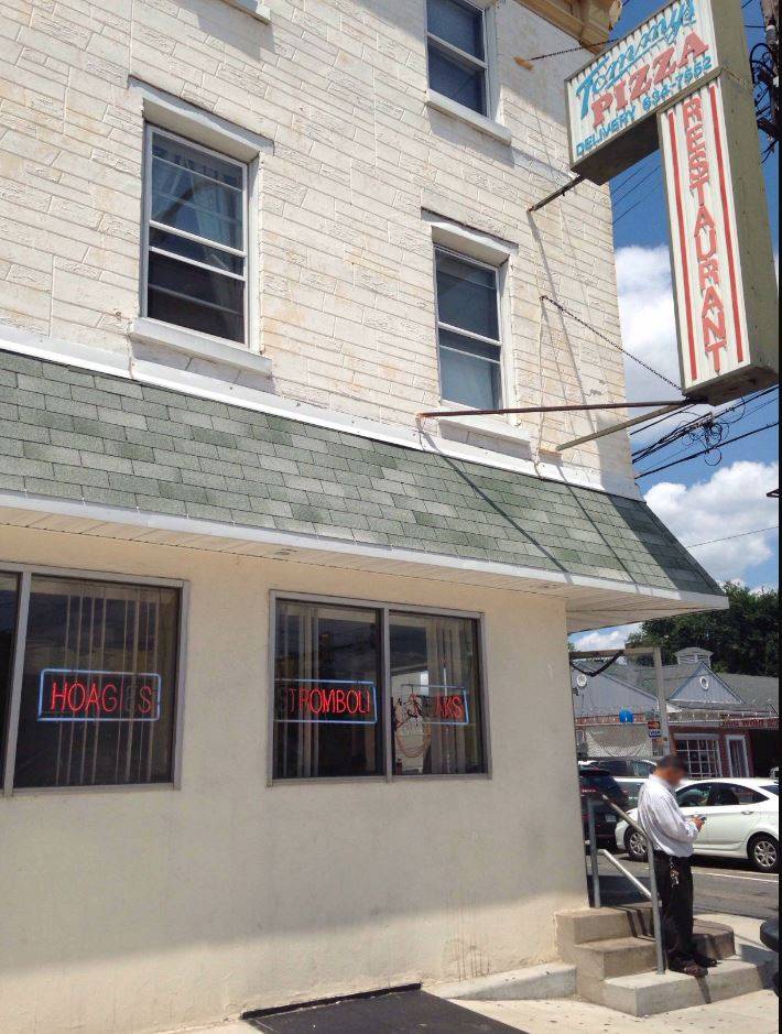 Tommys Pizza | meal delivery | 3305, 465 E Girard Ave, Philadelphia, PA 19125, USA | 2156347552 OR +1 215-634-7552