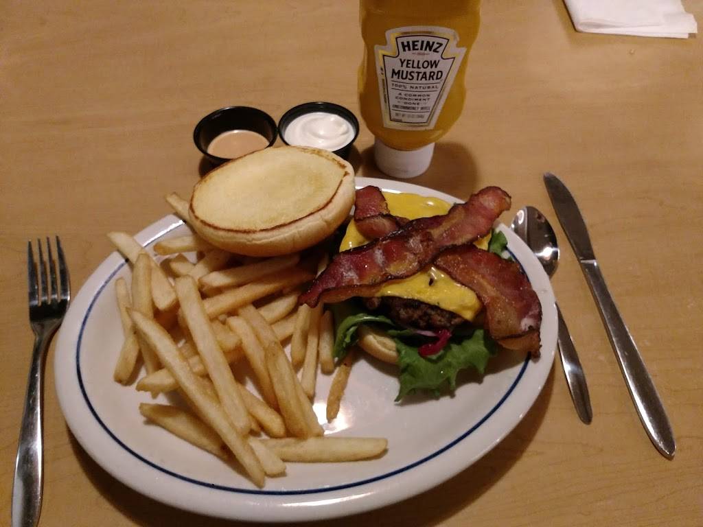 IHOP | restaurant | 15410 W 119th St, Olathe, KS 66062, USA | 9133932174 OR +1 913-393-2174