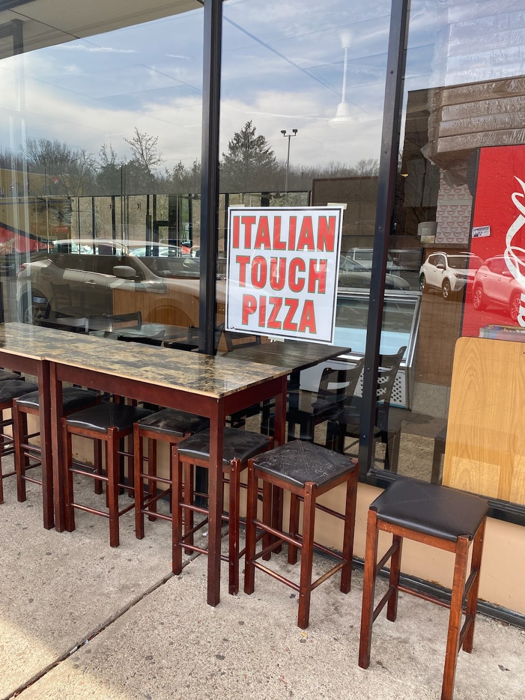 Italian Touch Pizza & Pasta | restaurant | 1547 Arthur Kill Rd, Staten Island, NY 10312, USA | 7189667200 OR +1 718-966-7200