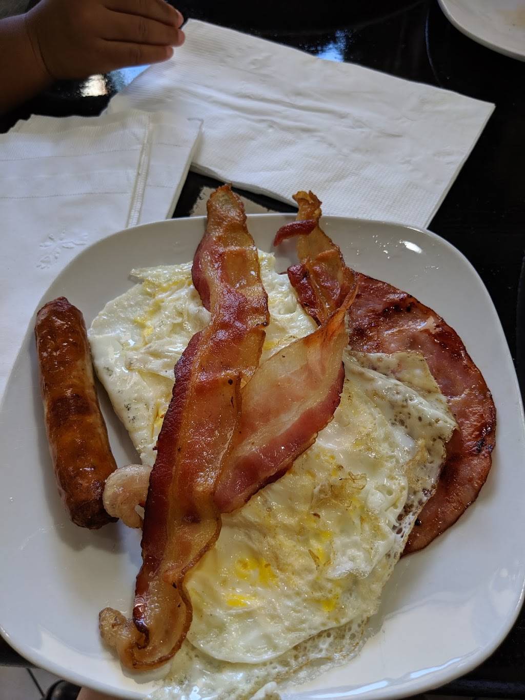 Wake Up & Eat | restaurant | 9211 N Tryon St Unit 1, Charlotte, NC 28262, USA | 9802990069 OR +1 980-299-0069