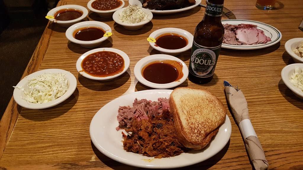 Busters Texas-Style Barbecue | restaurant | 11419 SW Pacific Hwy, Tigard, OR 97223, USA | 5034528384 OR +1 503-452-8384
