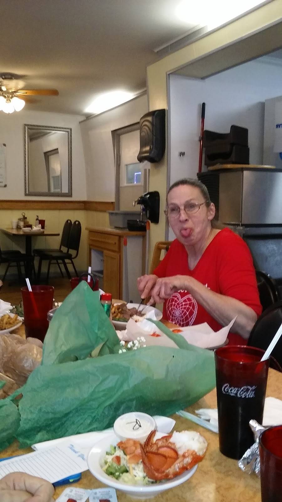 Spanglers Family Restaurant | restaurant | 601 E Chicago Rd, Jonesville, MI 49250, USA | 5178492900 OR +1 517-849-2900