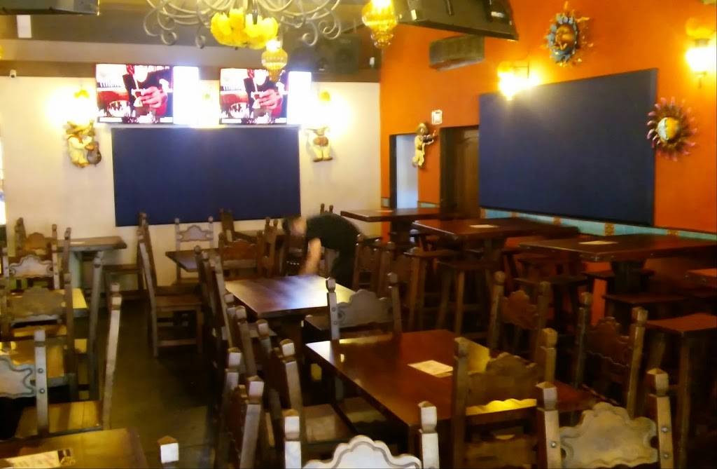 Chando’s Cantina | restaurant | 805 15th St, Sacramento, CA 95814, USA | 9164003929 OR +1 916-400-3929