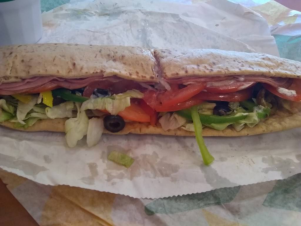 Subway | restaurant | 150 Bay Area Blvd, Webster, TX 77598, USA | 2813324900 OR +1 281-332-4900