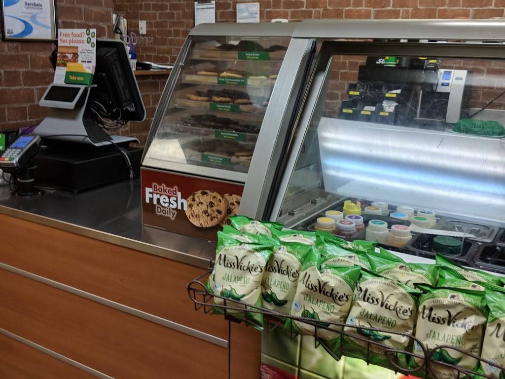 Subway | restaurant | 180 Leader Heights Suite H, York, PA 17402, USA | 7177419271 OR +1 717-741-9271