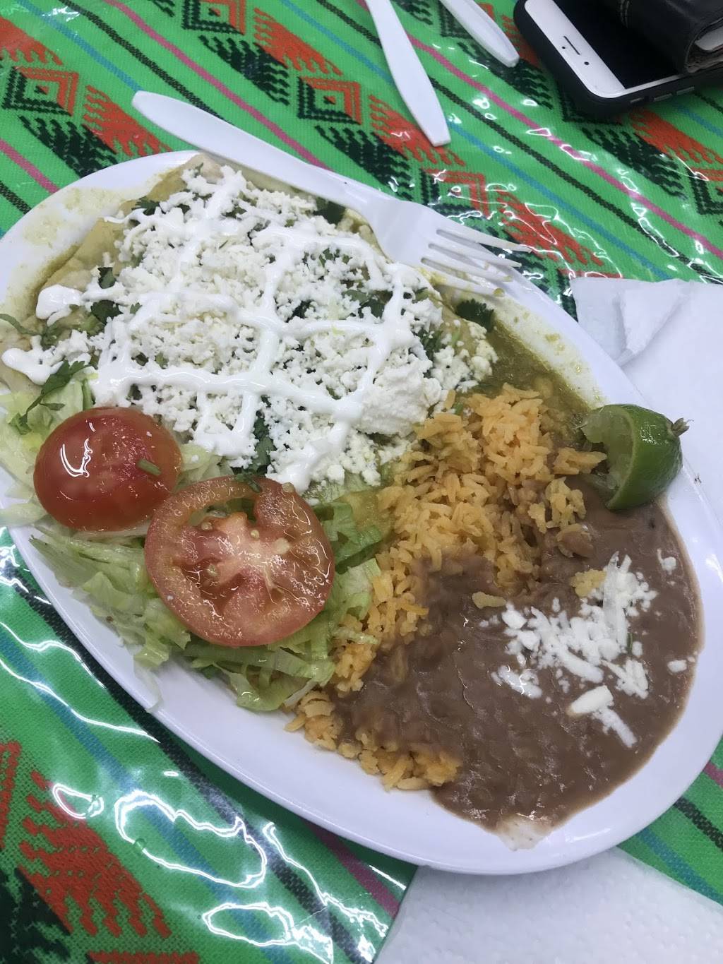 Cilantros Taqueria | restaurant | 8702 Spring Valley Rd, Dallas, TX 75240, USA | 2144552333 OR +1 214-455-2333