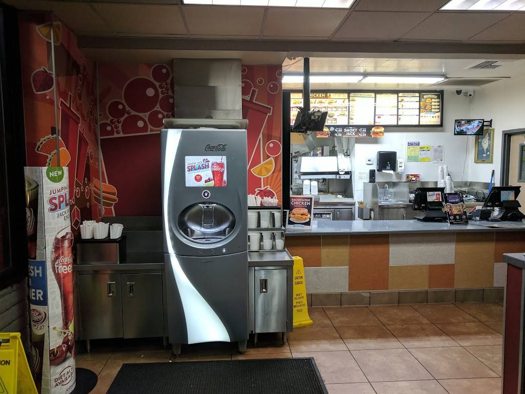 Jack in the Box | restaurant | 1190 E, CA-1, Long Beach, CA 90806, USA | 5625913868 OR +1 562-591-3868