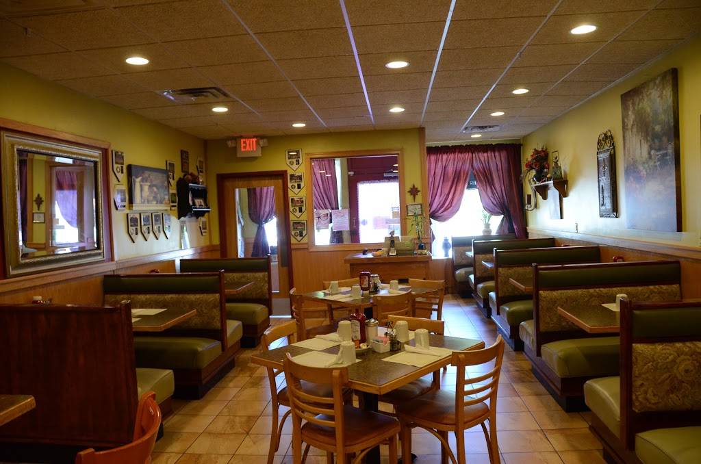 Yannis Cafe | cafe | 145 N Main St, Manteno, IL 60950, USA | 8154686331 OR +1 815-468-6331