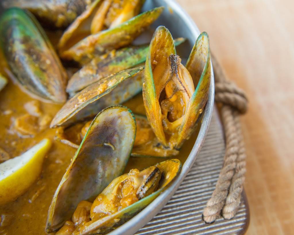 Corn N Crab | restaurant | 21013 Sherman Way #3, Canoga Park, CA 91303, USA | 8189126098 OR +1 818-912-6098