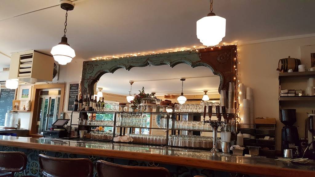 Shindig | restaurant | 1 Tinker St, Woodstock, NY 12498, USA | 8456847091 OR +1 845-684-7091