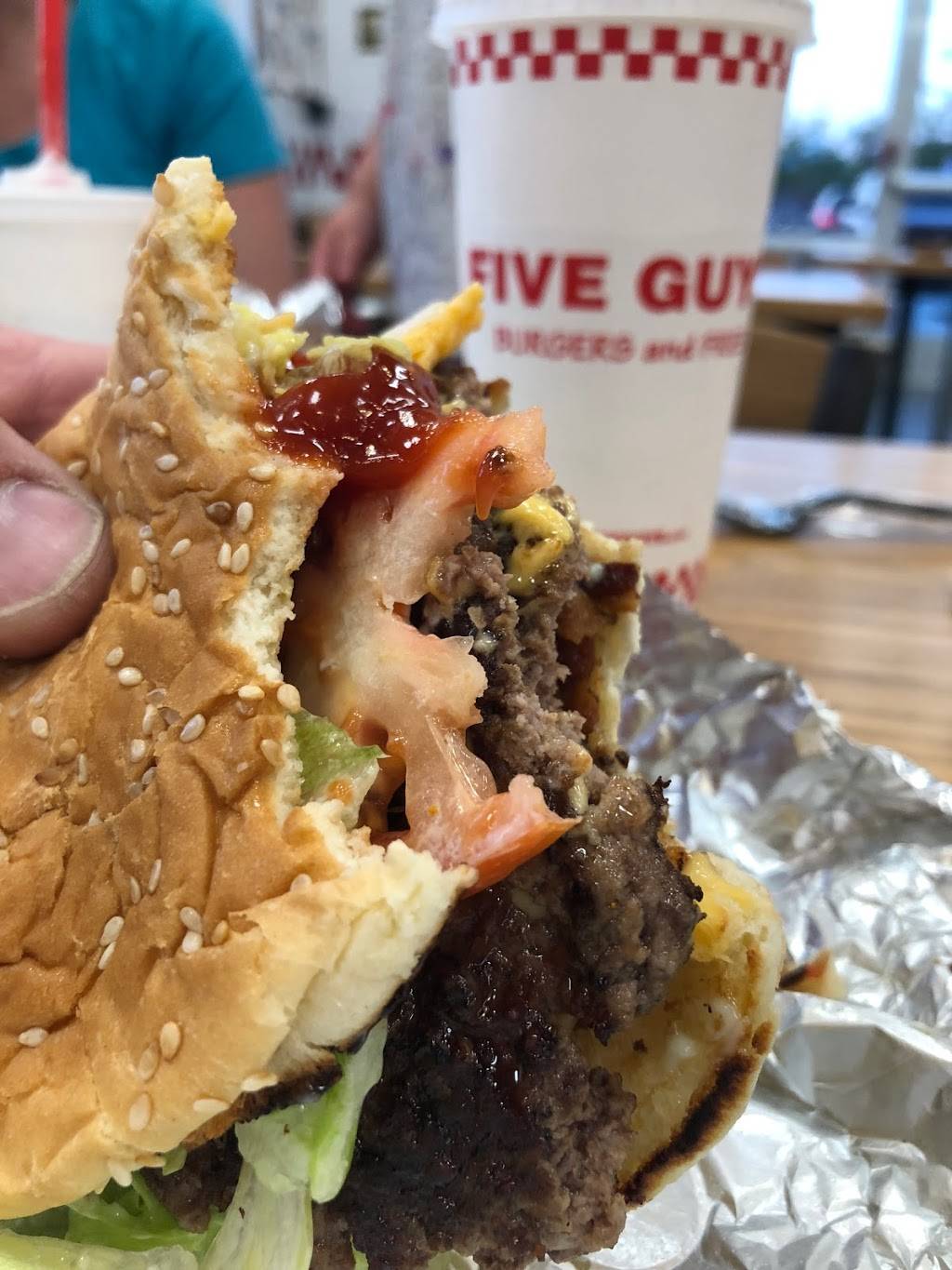 Five Guys | meal takeaway | 50 Racetrack Rd, East Brunswick, NJ 08816, USA | 7322548888 OR +1 732-254-8888