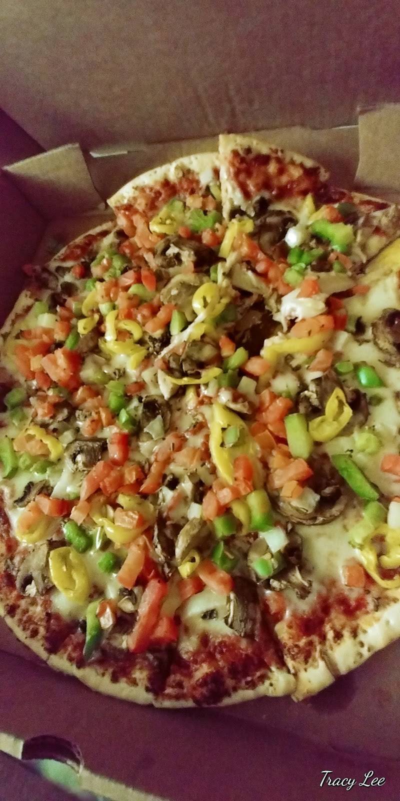 Debras Pizza | restaurant | 318 Hudson Ave, Newark, OH 43055, USA | 7403451350 OR +1 740-345-1350