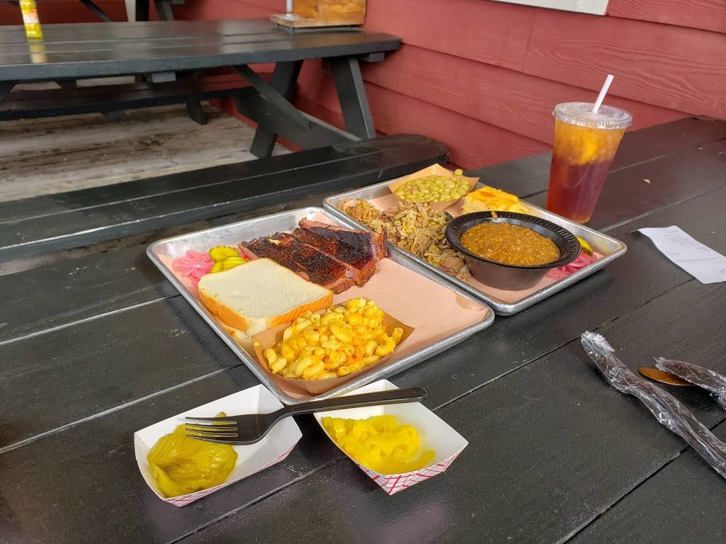 Melvins Legendary Bar- B-Q | restaurant | 925 Houston Northcutt Blvd, Mt Pleasant, SC 29464, USA | 8438810549 OR +1 843-881-0549