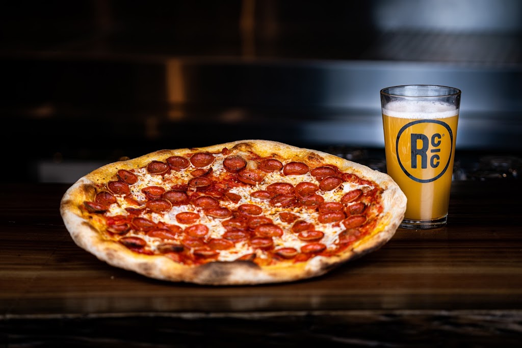 Rotolos Craft & Crust | restaurant | 112 Versailles Blvd Ste A, Alexandria, LA 71303, USA | 3184272550 OR +1 318-427-2550