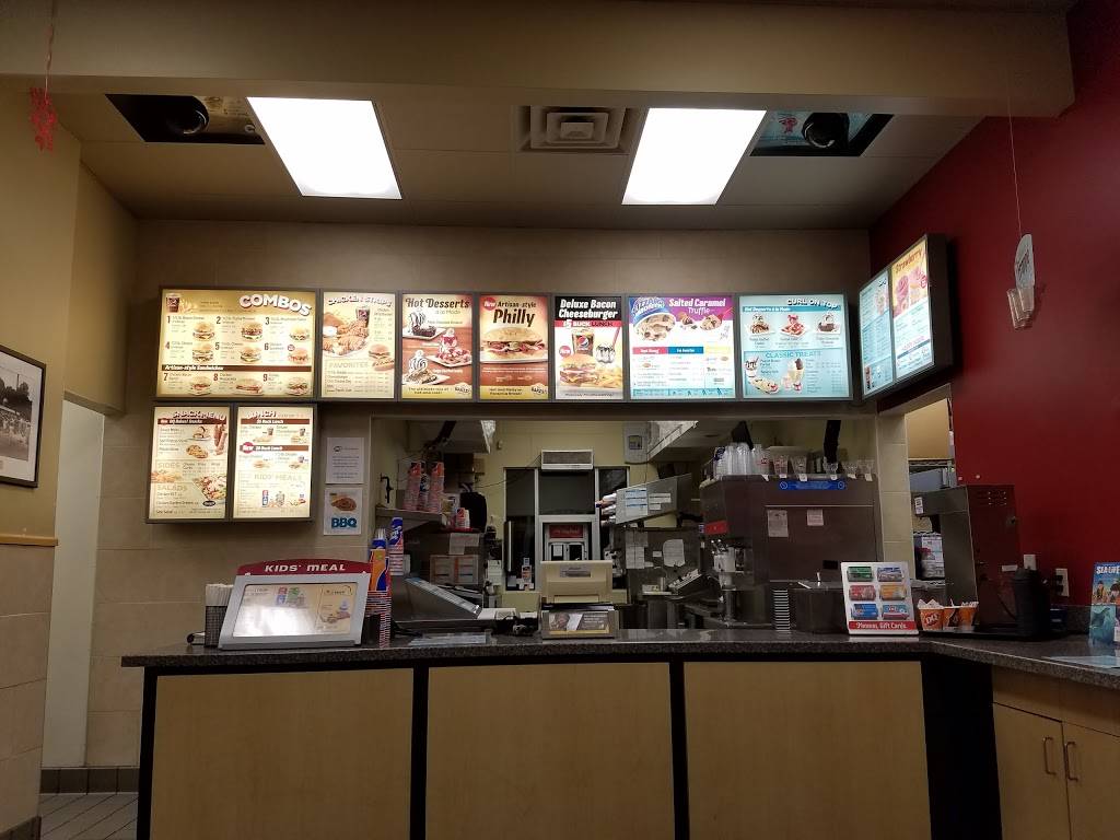 Dairy Queen Grill & Chill | restaurant | 930 Baldwin Plaza Drive, Baldwin, WI 54002, USA | 7156842114 OR +1 715-684-2114