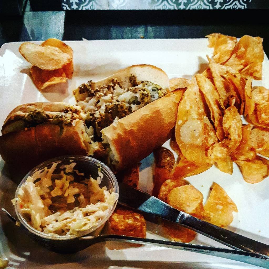 Molly O’Bryans | restaurant | 904 Broadway, Albany, NY 12207, USA | 5182750368 OR +1 518-275-0368