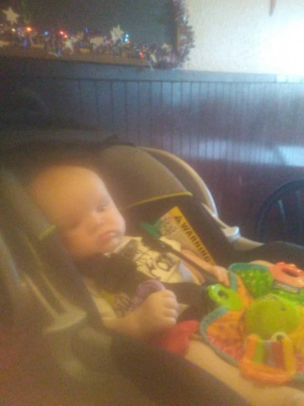 Smittys Pizza | restaurant | 113 E Chicago St, Bronson, MI 49028, USA | 5178581159 OR +1 517-858-1159