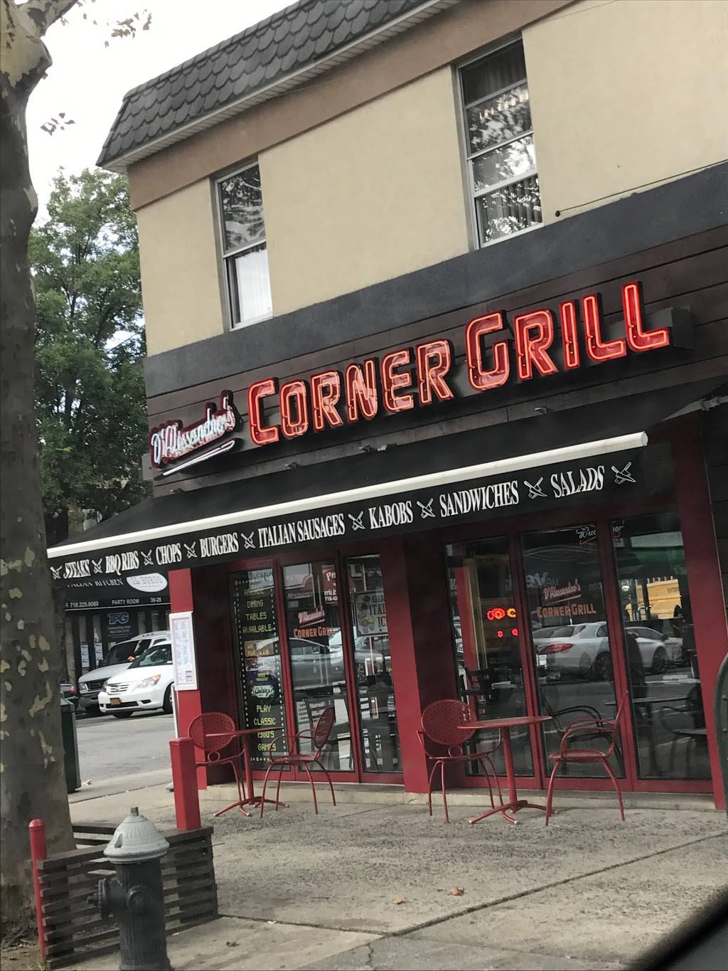 DAlessandros Corner Grill | restaurant | 3935 Bell Blvd, Bayside, NY 11361, USA | 7182247455 OR +1 718-224-7455