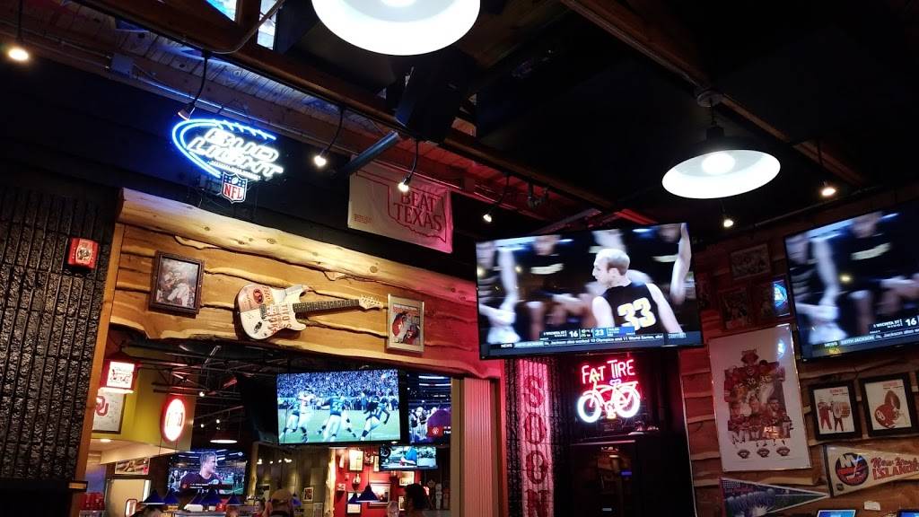 Penny Hill Bar and Char | restaurant | 1150 W Lindsey St, Norman, OK 73072, USA | 4053668767 OR +1 405-366-8767